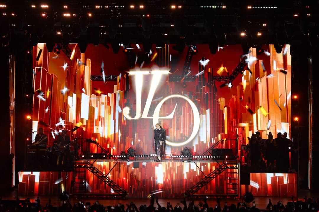 Jennifer Lopez stage with JLO letters